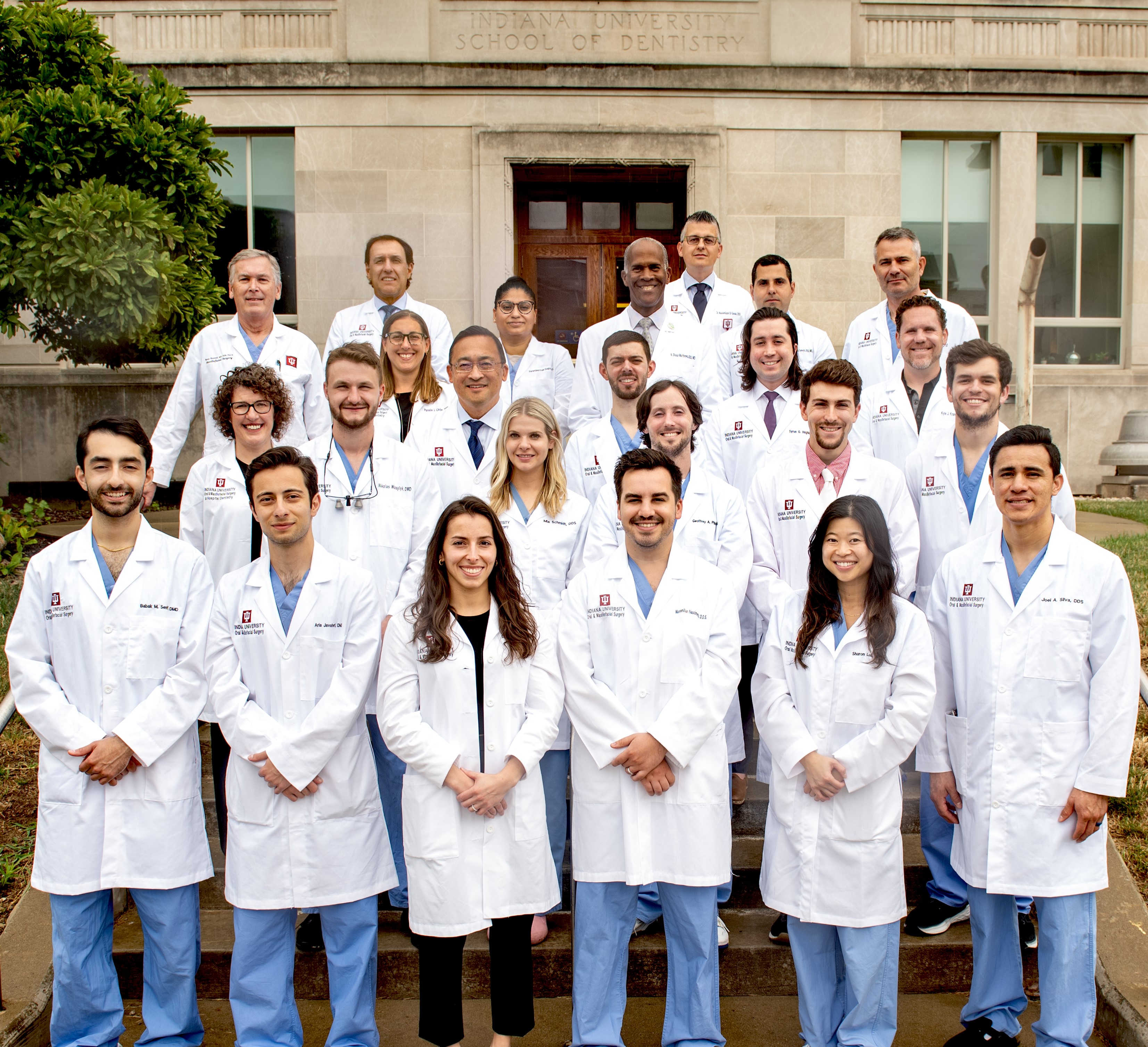 omfs-2024-2025-faculty-resident-photo.jpg
